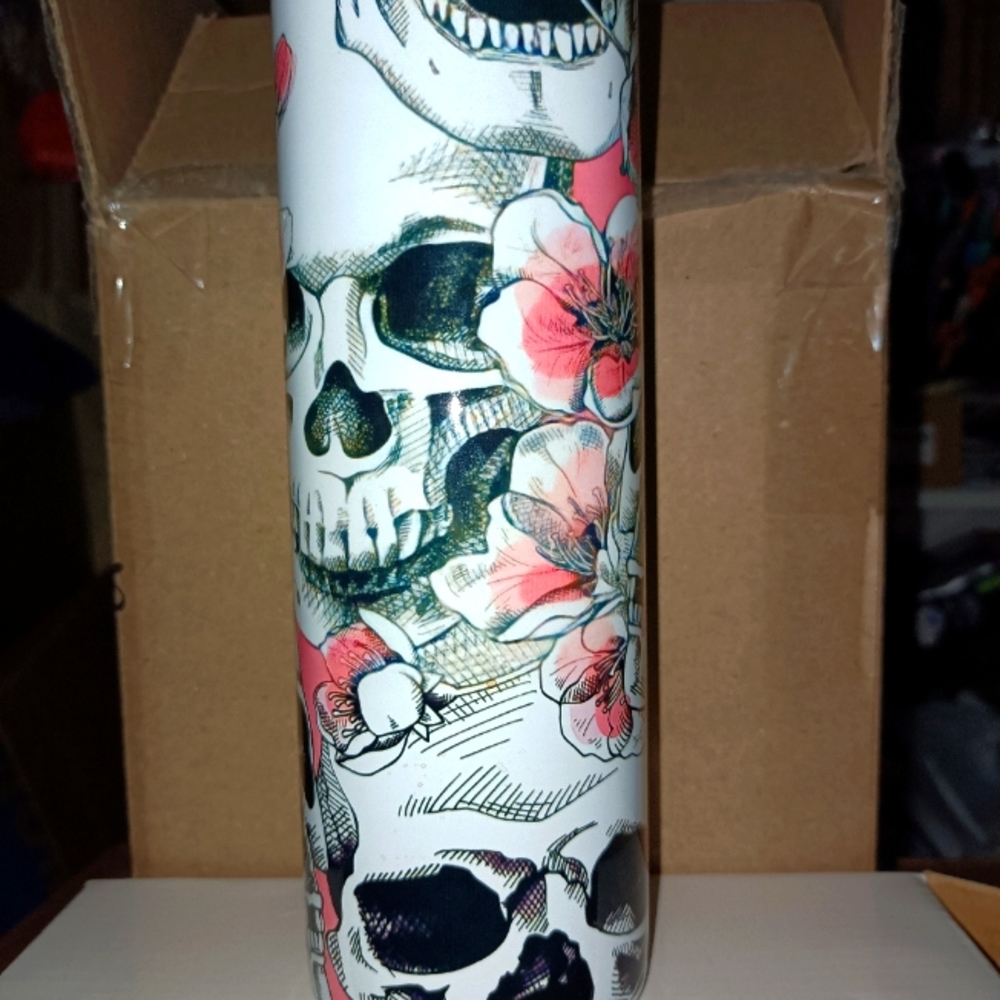 Skull Floral tumbler